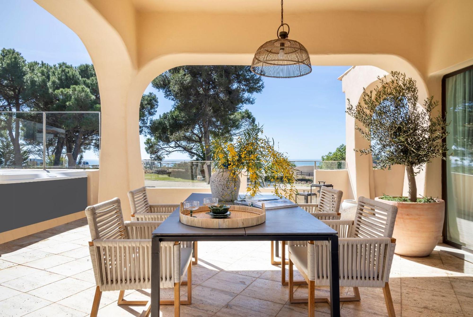 维拉劳拉塔拉萨度假酒店 Armação de Pêra 外观 照片 Outdoor dining